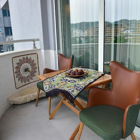 Top Luxury Tiranë Luaran gambar