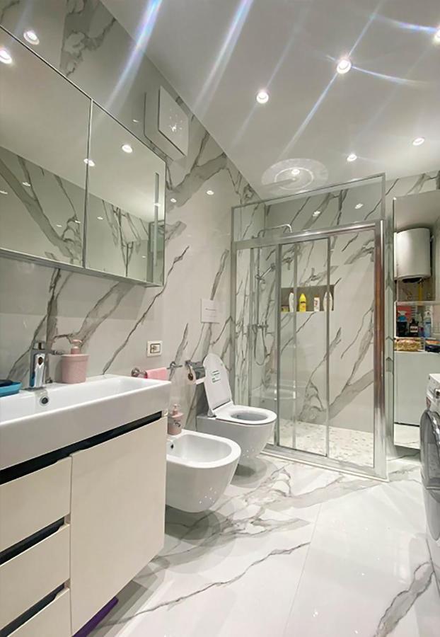 Top Luxury Tiranë Luaran gambar