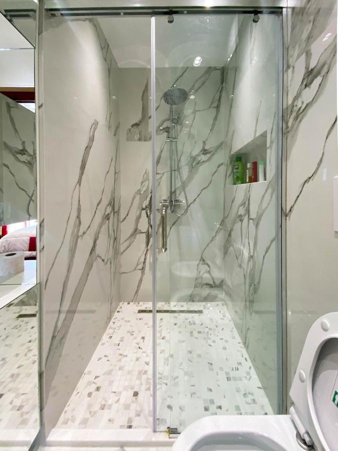Top Luxury Tiranë Luaran gambar