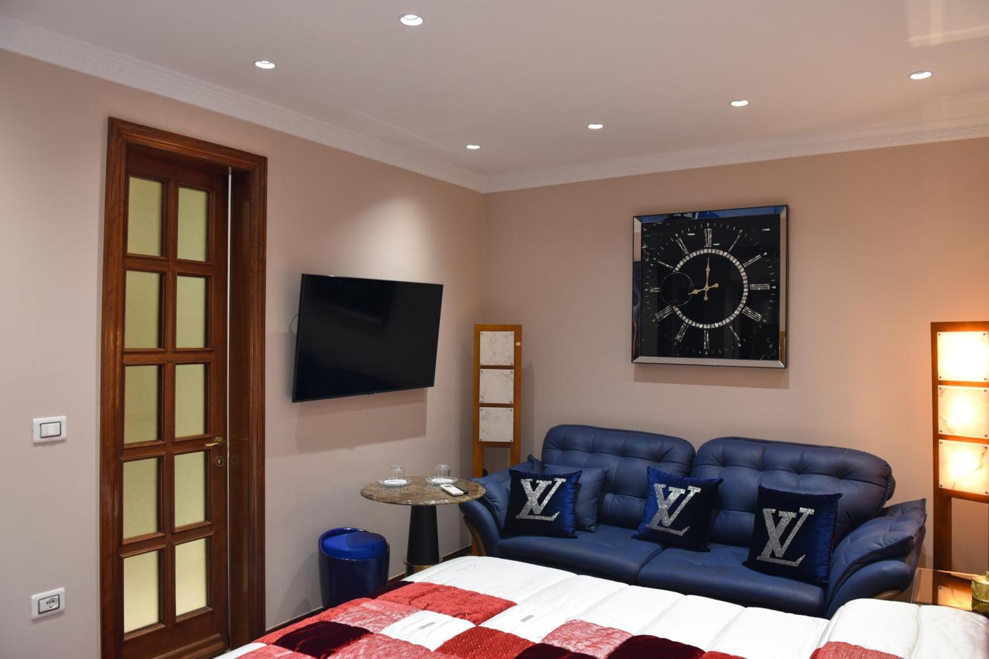 Top Luxury Tiranë Luaran gambar